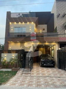 5 MARLA BEAUTIFUL BRAND NEW HOUSE FOR SALE IN KHAYABAN-E-EAMIN Khayaban-e-Amin