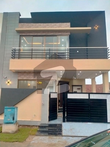 5 MARLA BRAND NEW HOUSE FOR SALE BLOCK B DHA 9 Town Block B
