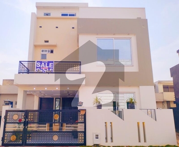 5 Marla Brand New Luxury Double Unit House For Sale Bahria Town Phase 8 Safari Valley