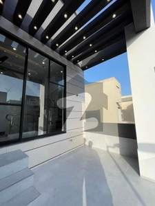 5 Marla corner used house available for sale in Bahria Town Phase 8 Bahria Town Phase 8