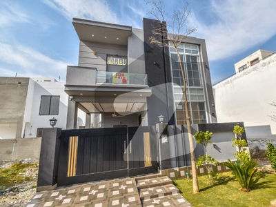 5 Marla Gorgeous Modern House For Sale At Prime Location Near To Commercial DHA 9 Town