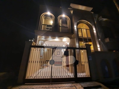 5 Marla House Available For Sale In Bismillah Housing Scheme Lahore G-T Road Manawan Lahore This House Generally Located On Bismillah Housing Scheme And At Very Attractive Location Bismillah Housing Scheme