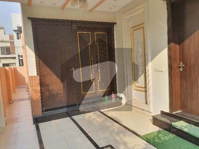 5 MARLA HOUSE FOR SALE | NEAR TO PARK & MAIN ROAD DHA 11 Rahbar Phase 2 Extension Block M