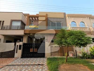5 Marla House Is Available For Sale In Ideal Location DHA 11 Rahbar Phase 2 Block H
