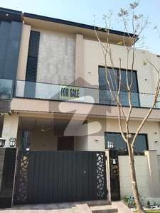 5 Marla Latest Design Solid Construction and Owner Build House For Sale DHA 9 Town Block A