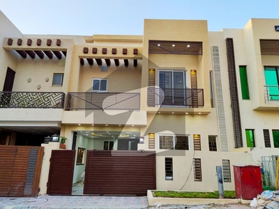 5 MARLA LUXURY HOUSE FOR SALE Bahria Town Phase 8