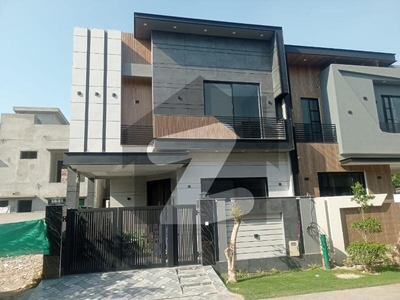 5 Marla Luxury Modern Design House For Sale In Ideal Location DHA Phase 6
