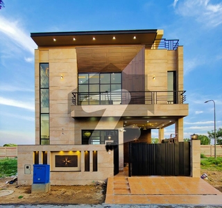 5-Marla Originally Pics Full Basement Ultra Modern Dream Villa For Sale In DHA DHA 9 Town