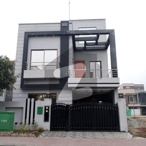 5 Marla Residential House For Sale In Sher Shah Block Bahira Town Lahore Bahria Town Shershah Block