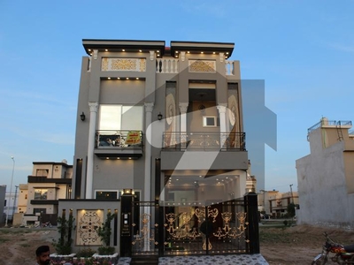 5 Marla Spenish House For Sale In Rose Block Park View City Lahore Park View City Rose Block