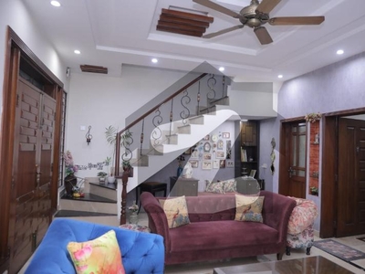 5 marla use house for sale 4 beds Johar Town Phase 2