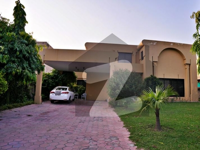 55 Marla Used Two-Side Open Bungalow For Sale With Spacious Lawn In Phase 2 Dha DHA Phase 2