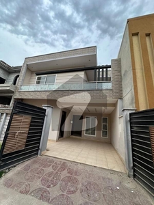 6 Marla Brand New 2nd shifting House For Rent In MPS Road Multan Public School Road