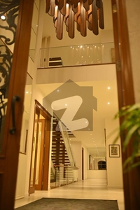 666 YARDS BEAUTIFUL BUNGALOW FOR SALE DHA PHASE-VIII Zone A Karachi DHA Phase 8