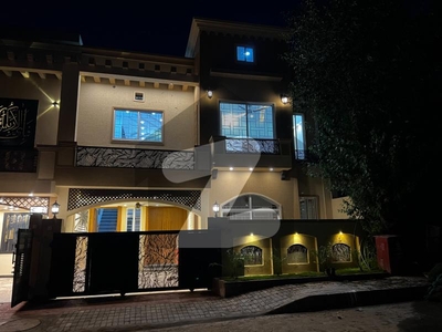 7 Marla Beautiful Designer House For Sale Bahria Town Phase 8 Ali Block