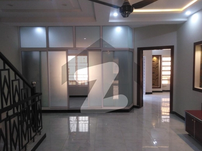 7 Marla House Situated In Bahria Town Phase 8 - Usman Block For Sale Bahria Town Phase 8 Usman Block