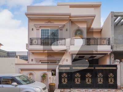 7.5 Marla Brand New Luxury House For SALE In Johar Town Phase 2 Johar Town Phase 2