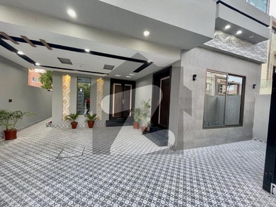 8 Marla Brand New Corner House For Sale In Bahria Orchard Low Cost Block D