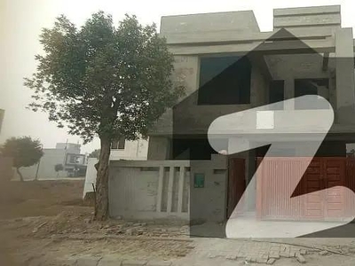 8 MARLA GREYSTRUCTURE HOUSE FOR SALE IN VERY REASONABLE PRICE Bahria Orchard Phase 2