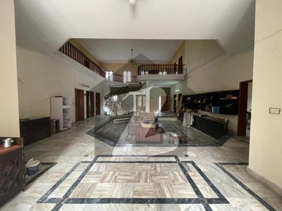 80 Marla House Available For Sale In Model Town Model Town