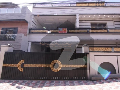 A Beautiful 11 Marla Double Storey House For Sale in Airport Housing Society Airport Housing Society