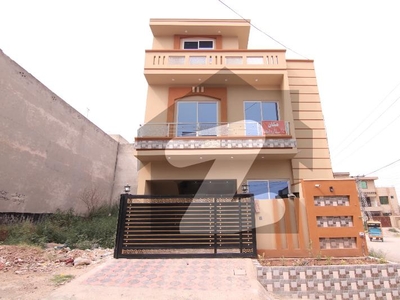 A Beautiful 5 Marla Double Storey House For Sale Airport Housing Society Sector 4