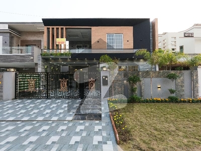 A Stunning House Is Up For Grabs In Valencia - Block L Lahore Valencia Block L