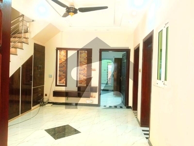 Ali Block 5 Marla Slightly Used House For Sale Gass Installed Near To Park Mosque Commercial Bahria Town Phase 8 Ali Block