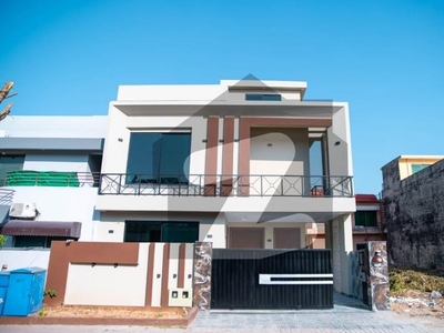 Available Brand New Luxury House For Sale 10 Marla Bahria Town Bahria Town Phase 3