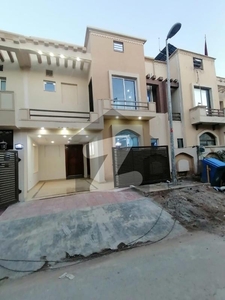 Bahria Town Phase 8 Safari Valley Ali Block 5 Marla Designer House, 4 Beds With Attached Baths Near To Masjid Park School Bahria Town Ali Block Bahria Town Phase 8 Ali Block