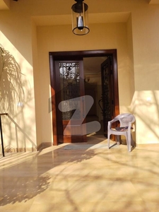 Beautiful Triple Storey 6 Bedrooms Residence Full House Available For Rent F-7