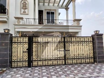 C BLOCK 8 MARLA HOUSE FOR SALE Bahria Orchard