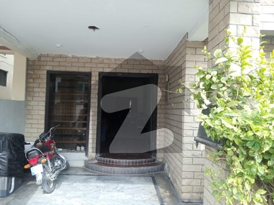 Corner 10 Marla Used Beautiful House For Sale Bahria Town Phase 5