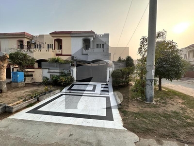 Corner 7 Marla House For Sale In Paragon City Lahore Paragon City