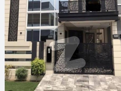 Eden Garden Society Boundary Wall Canal Road Faisalabad 5 Marla Double Story House For Rent 4 Bedroom Attached Bath Attached Eden Gardens
