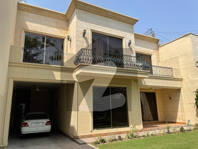 F-6 Independent House 5 Bedroom With Garden 400 Yards For Rent F-6