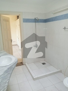f11 666sy 3bed upper portion available for rent F-11