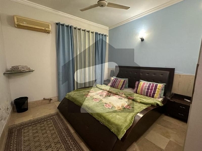 F-11 Three Bed Fully Furnished Flat For Rent F-11