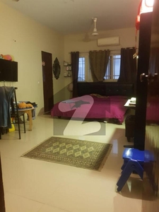 House For Sale 400 Sq Yards Double 6 Bed Dd Gulistan-e-Jauhar Block 1