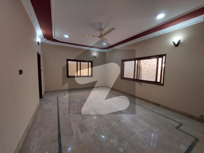 House for sale 400 sq yards Single 4 bed dd Gulistan-e-Jauhar Block 12