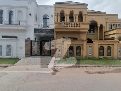 House Of 11 Marla In Wapda Town Phase 1 Block E Is Available Wapda Town Phase 1 Block E