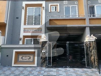 House Of 5 Marla Is Available For sale In Johar Town Johar Town