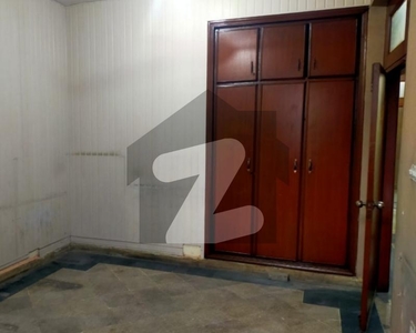 Ideal 1 Kanal House Available In Model Town - Block B, Lahore Model Town Block B