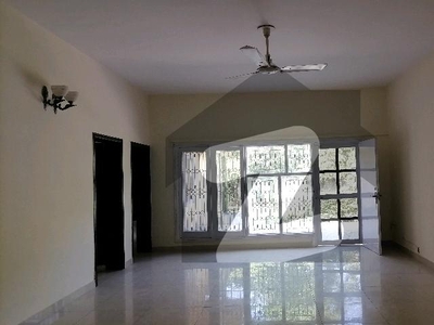 Ideal 2800 Square Feet Upper Portion Has Landed On Market In I-8/3, Islamabad I-8/3