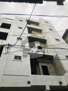 Ideal Flat In Karachi Available For Rs. 4200000 Gulshan-e-Iqbal Block 3