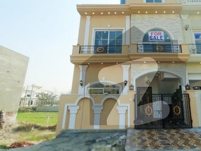 Ideal Prime Location House Is Available For sale In Lahore Formanites Housing Scheme Block J