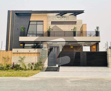 In DHA Phase 3 Z Block Lahore 1 Kanal Luxury Bungalow On Top Location For Sale DHA Phase 3 Block Z