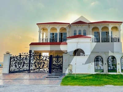 Investor Rate Pair House Available For Sale At Prime Location DHA Phase 1 Sector H
