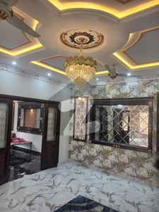 kanal brand New house for sale College Road