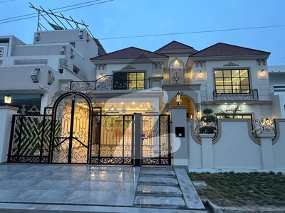 Luxurious Spanish Bungalow Available For Sale Wapda Town